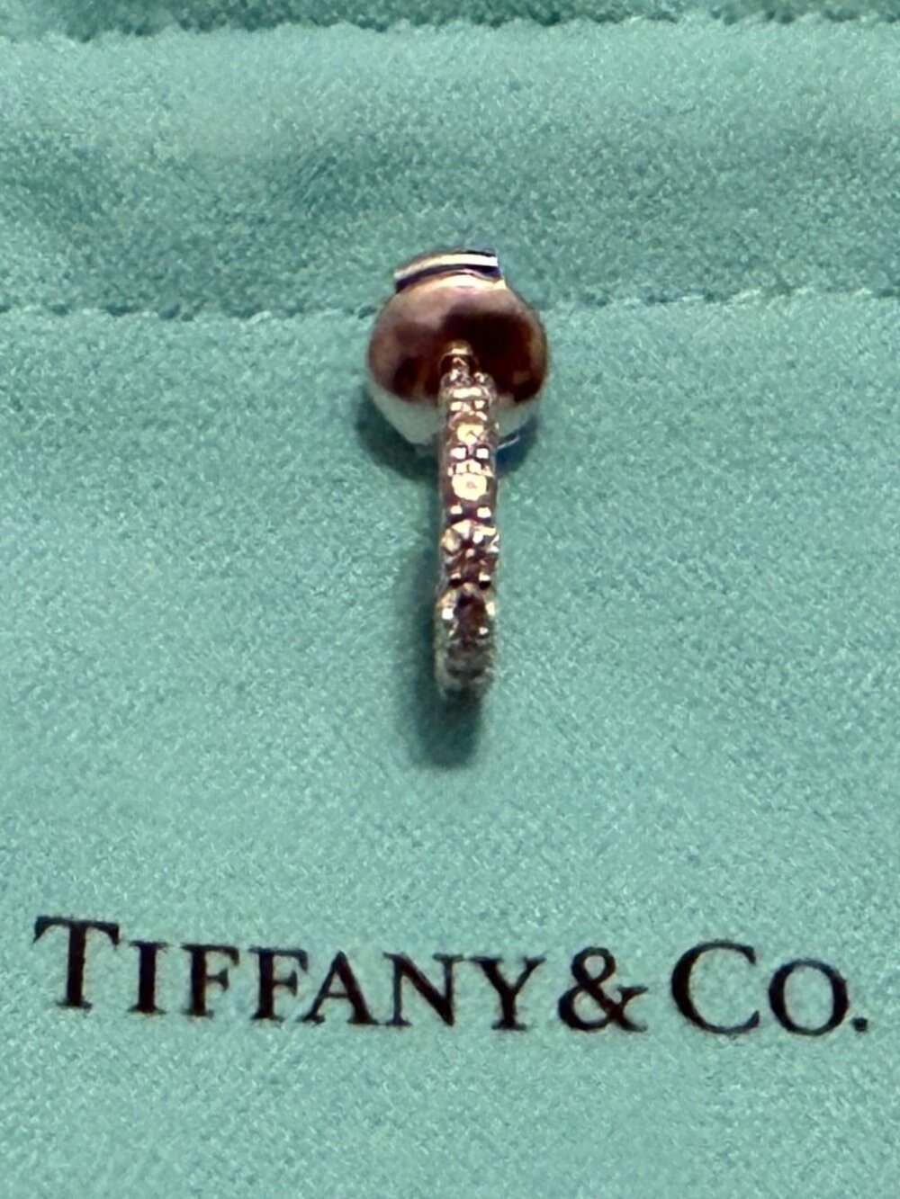TIFFANY & CO. Platinum Diamond Huggie Unisex Earring (Single)